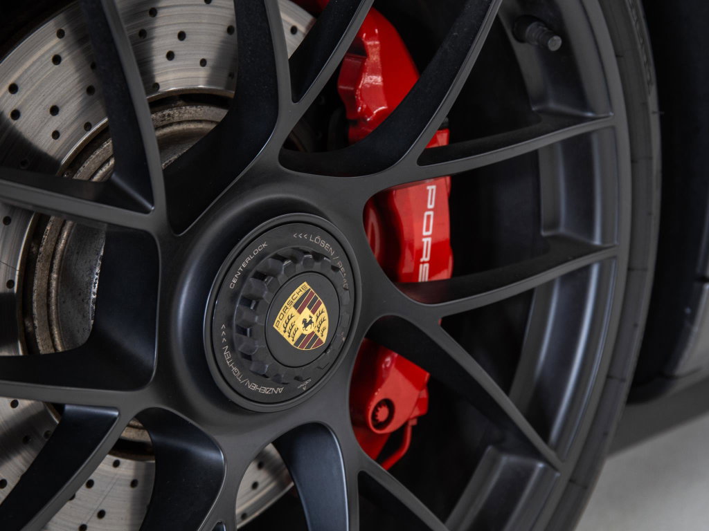 Porsche 991.2 Carrera GTS