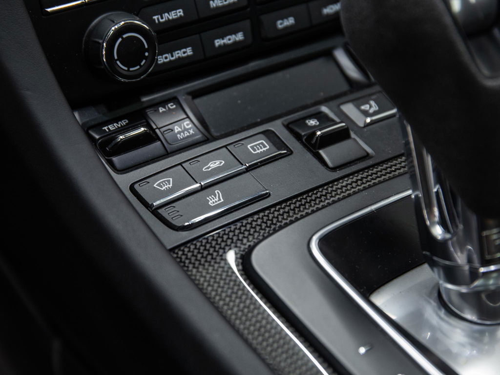 Porsche 991.2 Carrera GTS