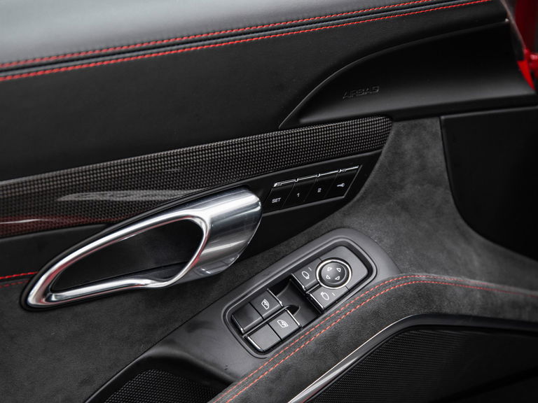 Porsche 991.2 Carrera GTS