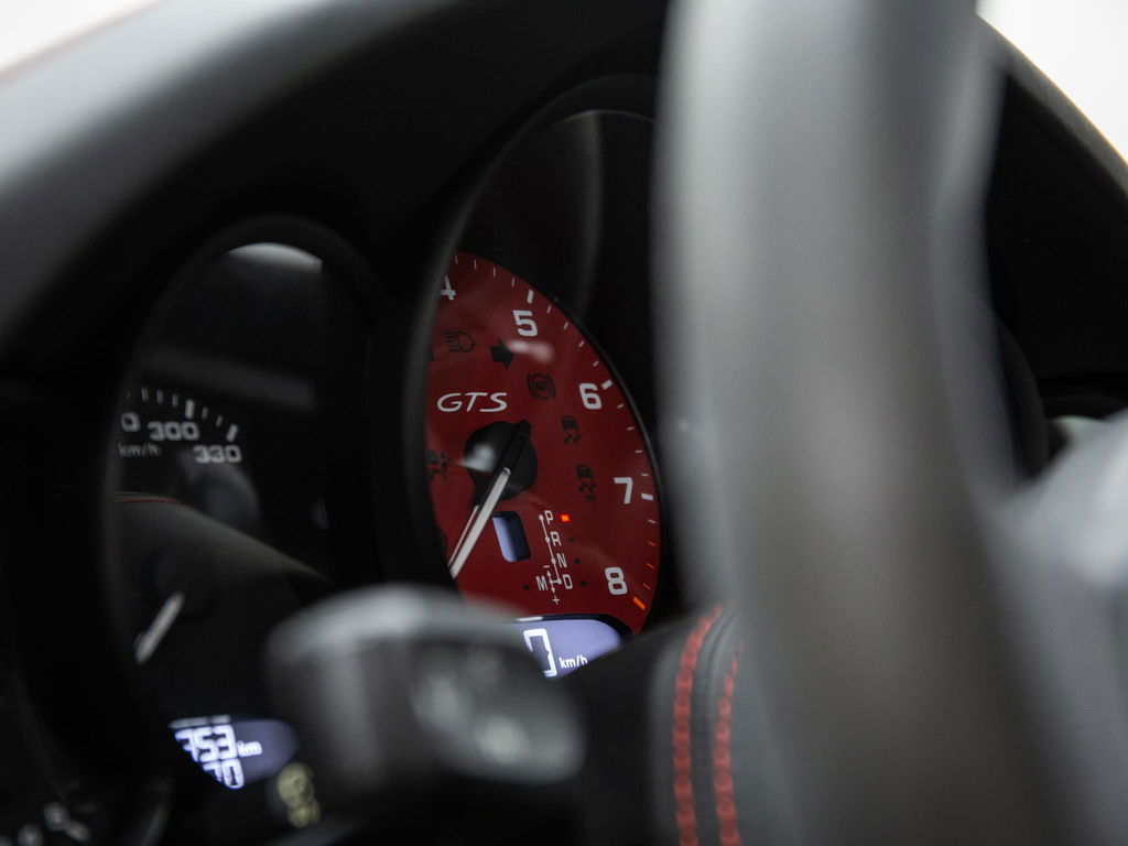 Porsche 991.2 Carrera GTS