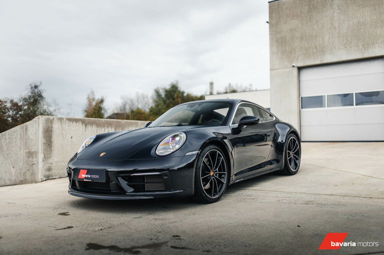 Porsche 992 Carrera 4S