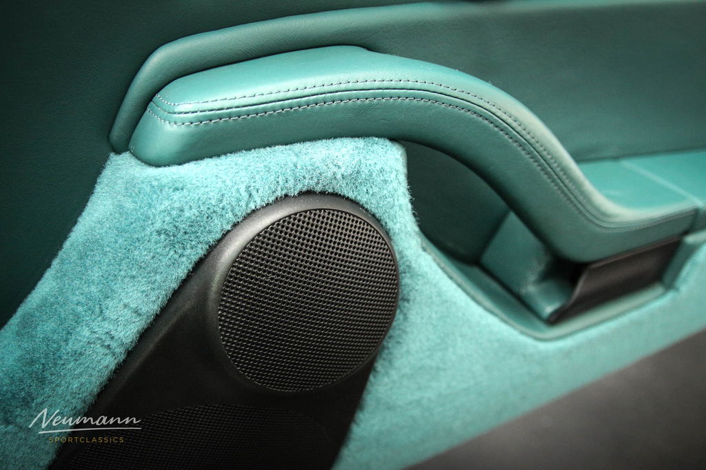 Porsche 993 Carrera 4S