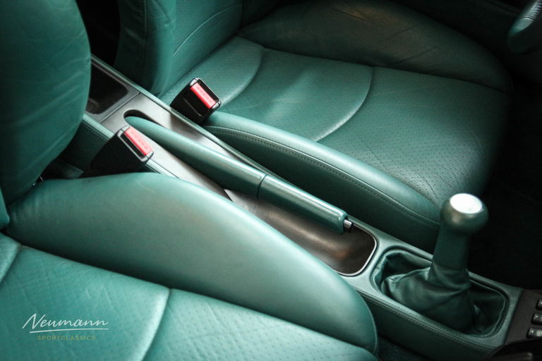 Porsche 993 Carrera 4S