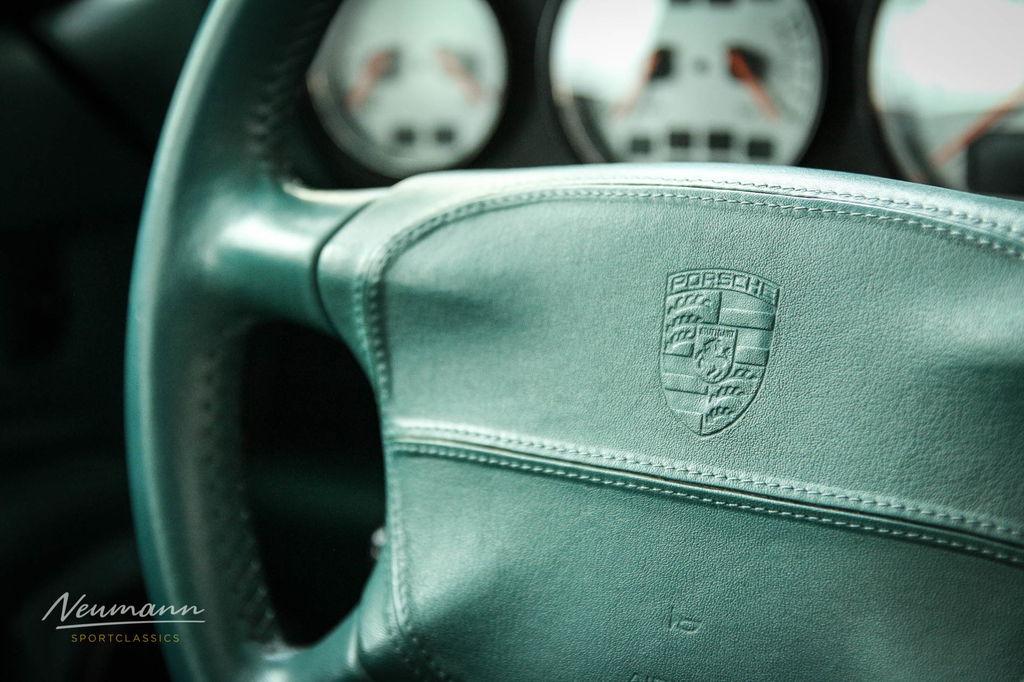 Porsche 993 Carrera 4S