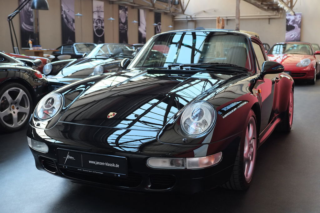 Porsche 993 Carrera 4S