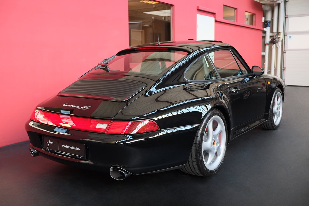 Porsche 993 Carrera 4S