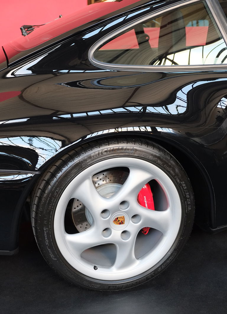 Porsche 993 Carrera 4S