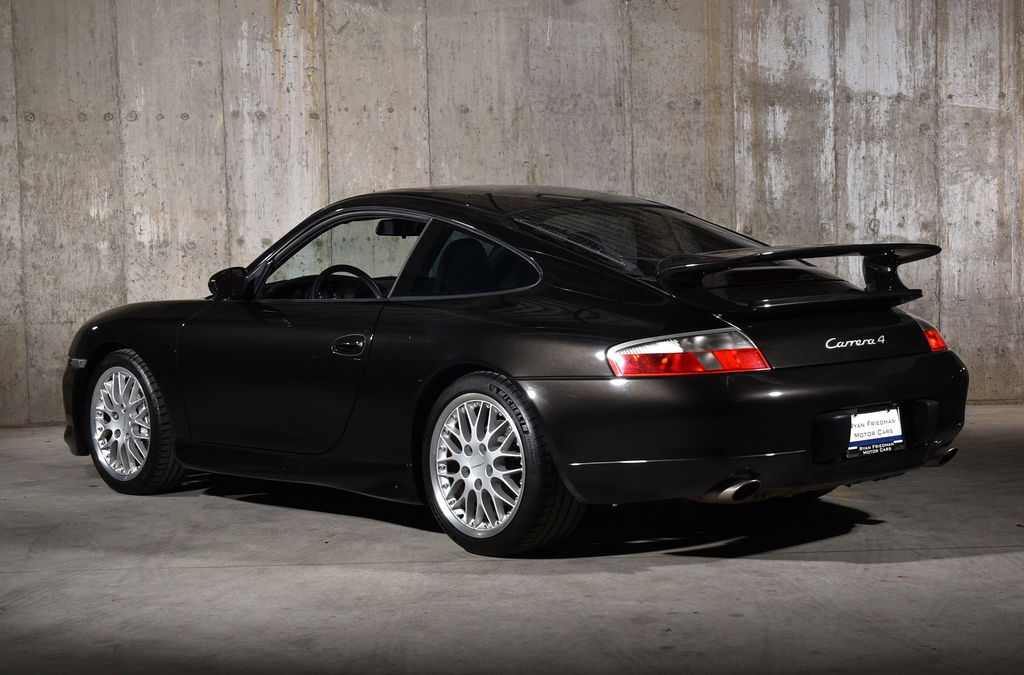 Porsche 996 Carrera 4