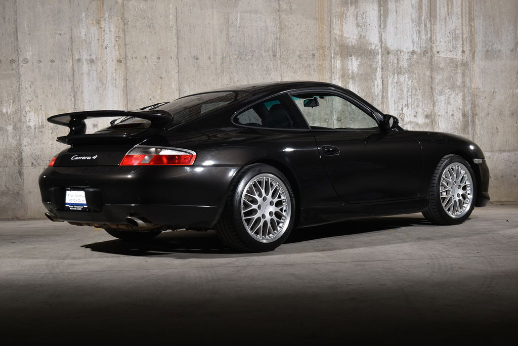 Porsche 996 Carrera 4