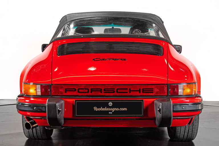 Porsche 911 Carrera 3.2 (US)