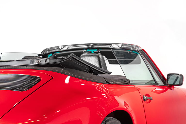 Porsche 911 Carrera 3.2 (US)