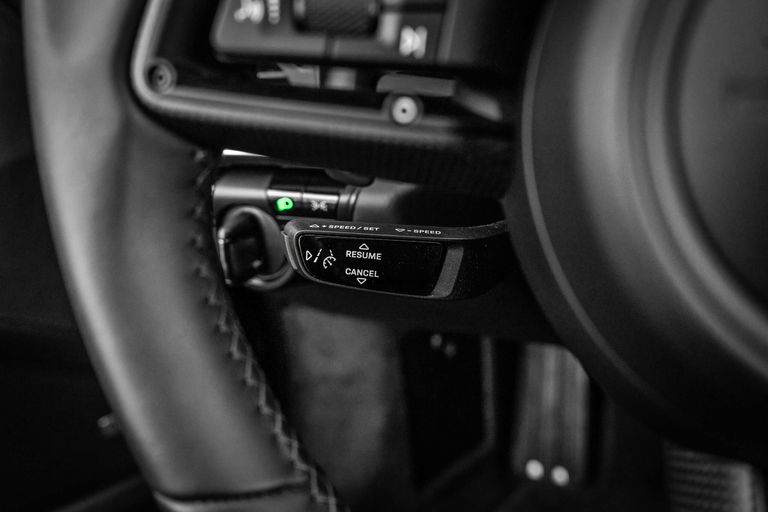 Porsche 992 Belgian Legend Edition