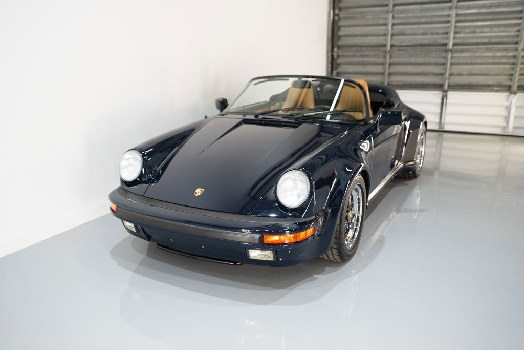 Porsche 911 Carrera 3.2 Speedster (US)