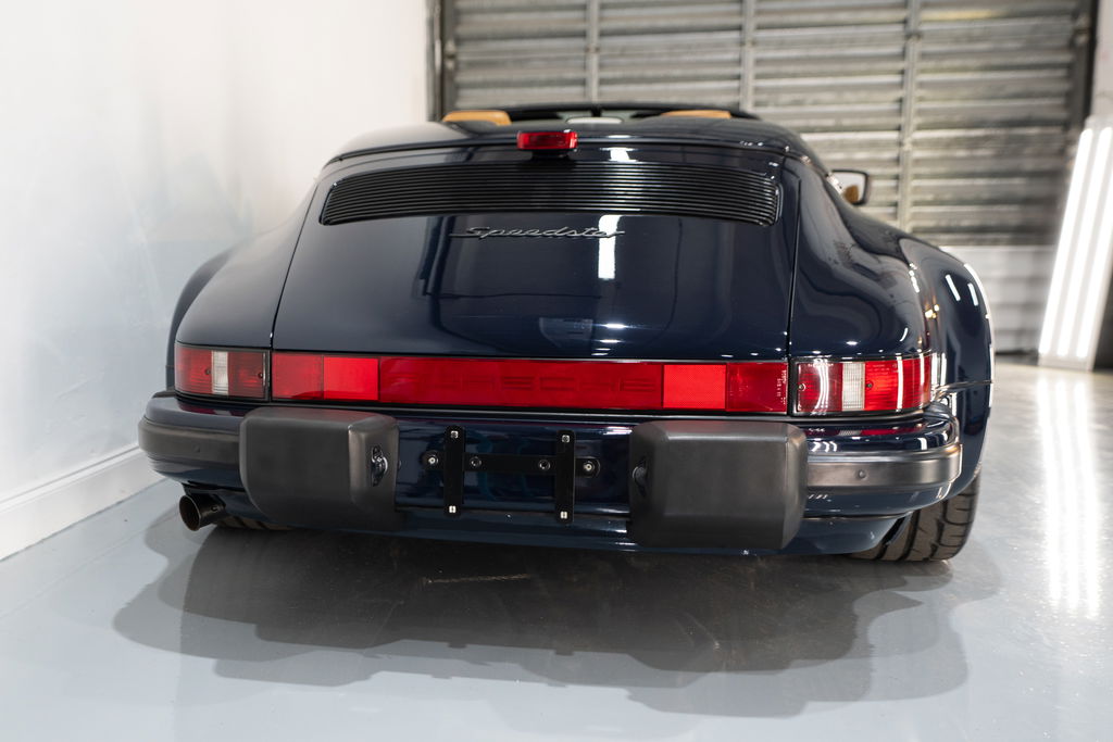 Porsche 911 Carrera 3.2 Speedster (US)