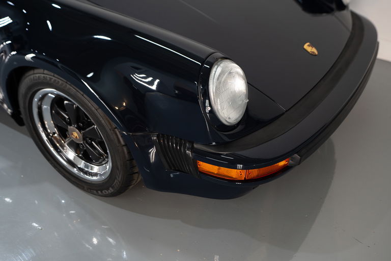 Porsche 911 Carrera 3.2 Speedster (US)