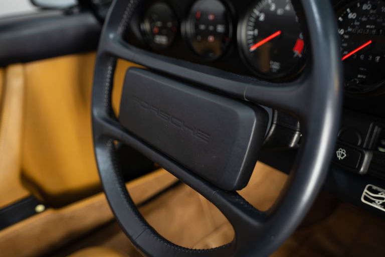 Porsche 911 Carrera 3.2 Speedster (US)