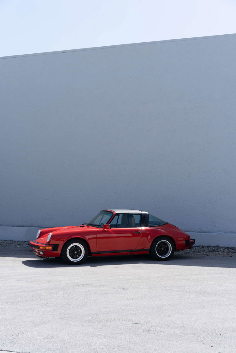 Porsche 911 Carrera 3.2 (US)