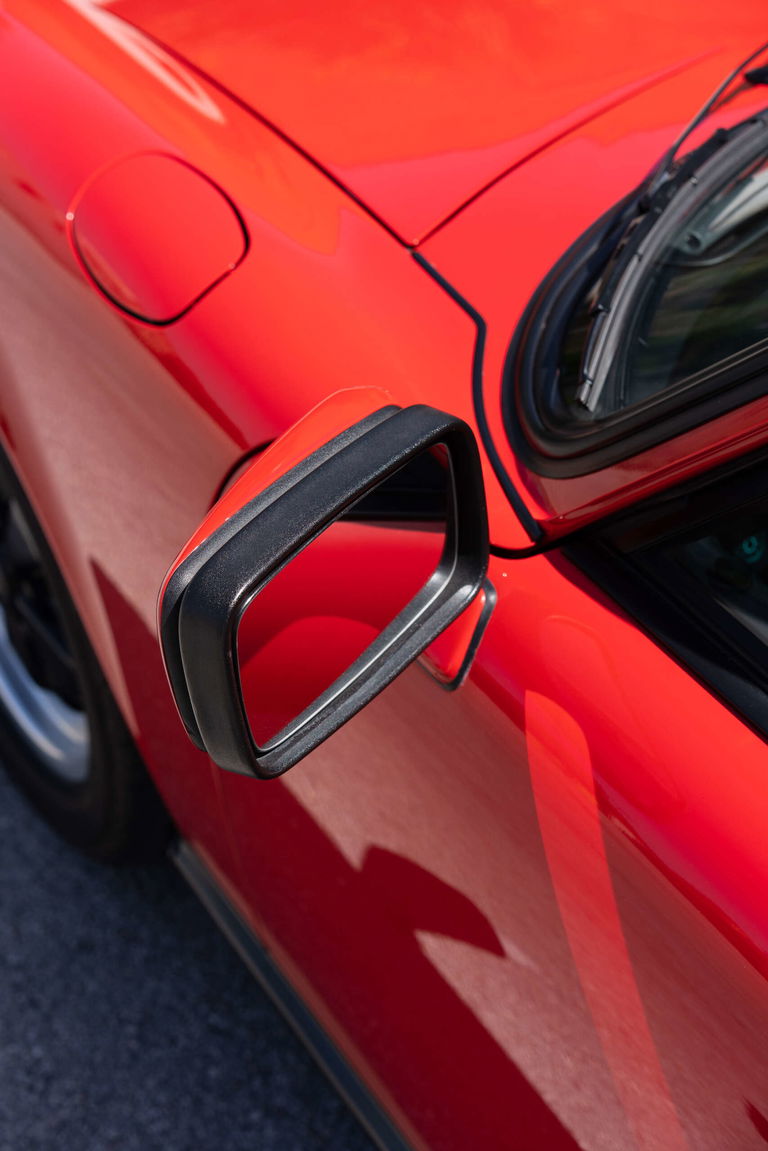 Porsche 911 Carrera 3.2 (US)