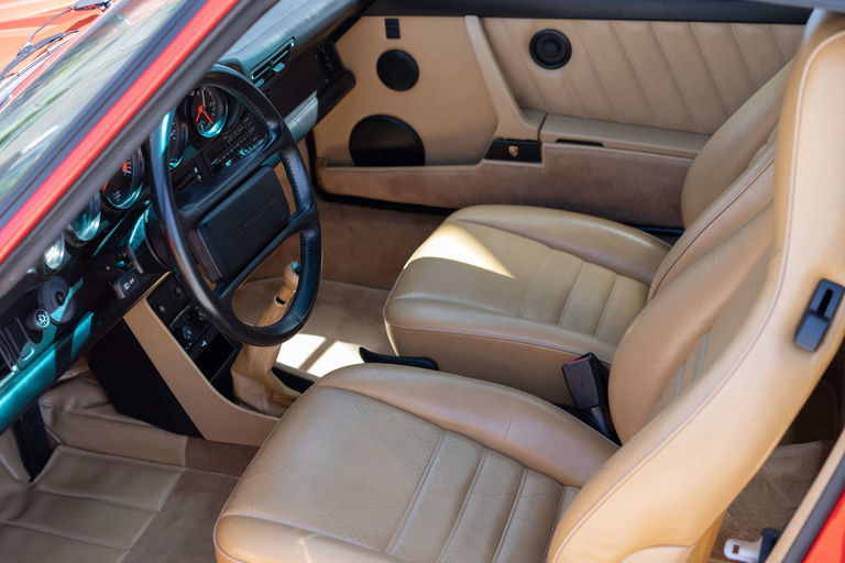 Porsche 911 Carrera 3.2 (US)