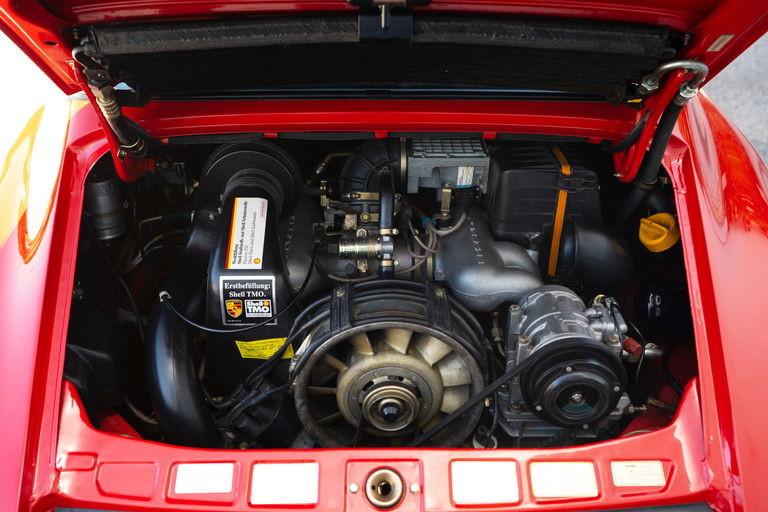 Porsche 911 Carrera 3.2 (US)