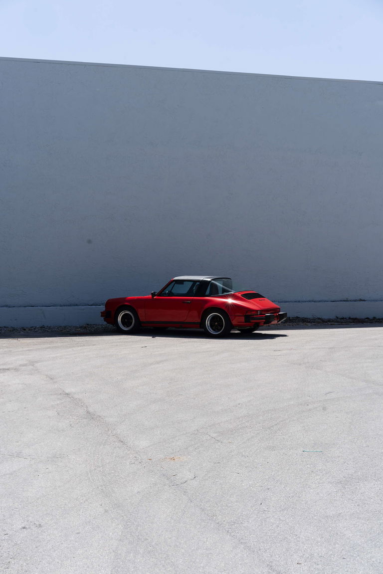 Porsche 911 Carrera 3.2 (US)