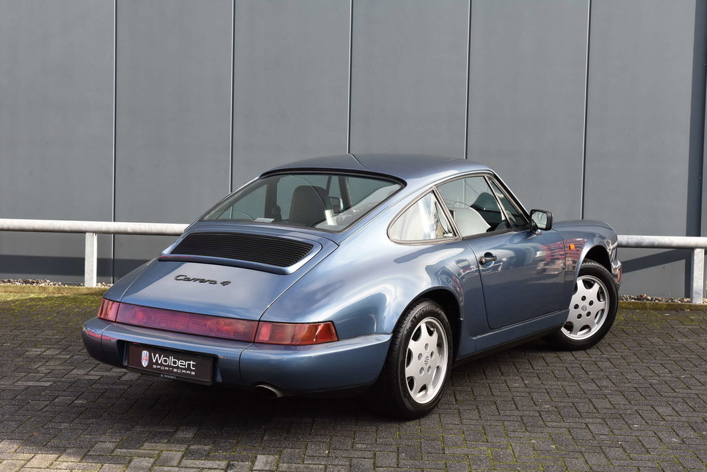 Porsche 964 Carrera 4