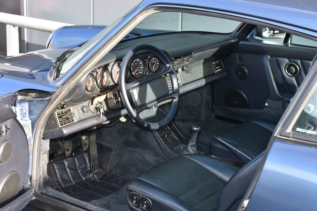 Porsche 964 Carrera 4