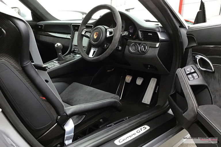 Porsche 991.2 Carrera GTS