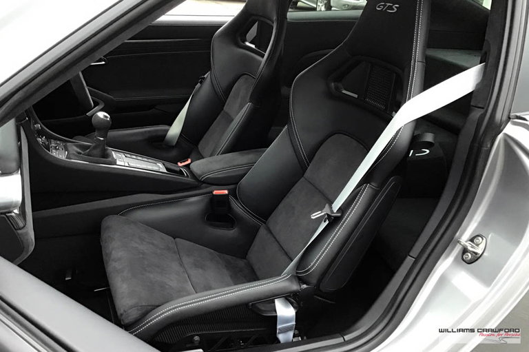 Porsche 991.2 Carrera GTS