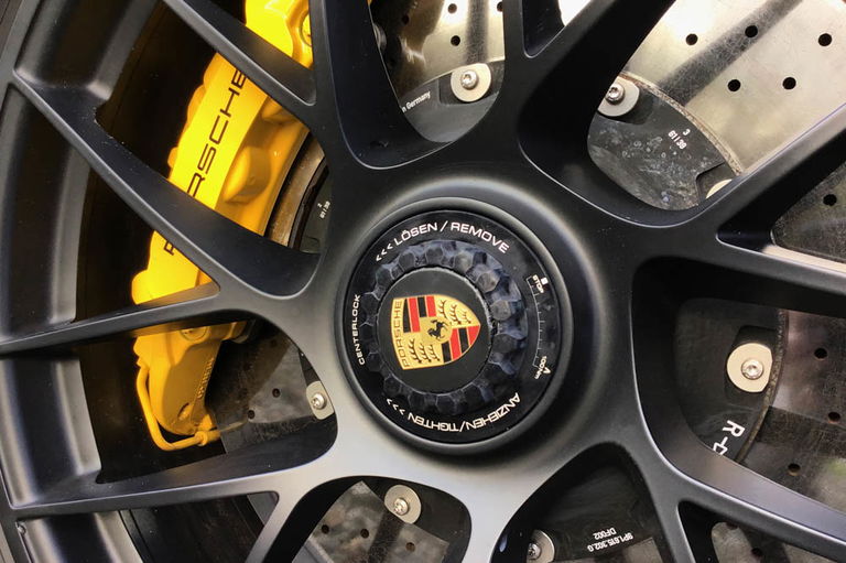 Porsche 991.2 Carrera GTS