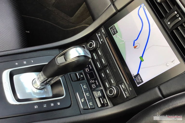 Porsche 991.2 Carrera GTS