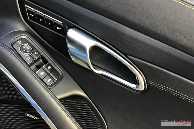 Porsche 991.2 Carrera GTS