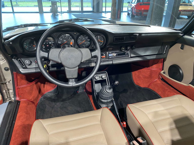 Porsche 911 SC
