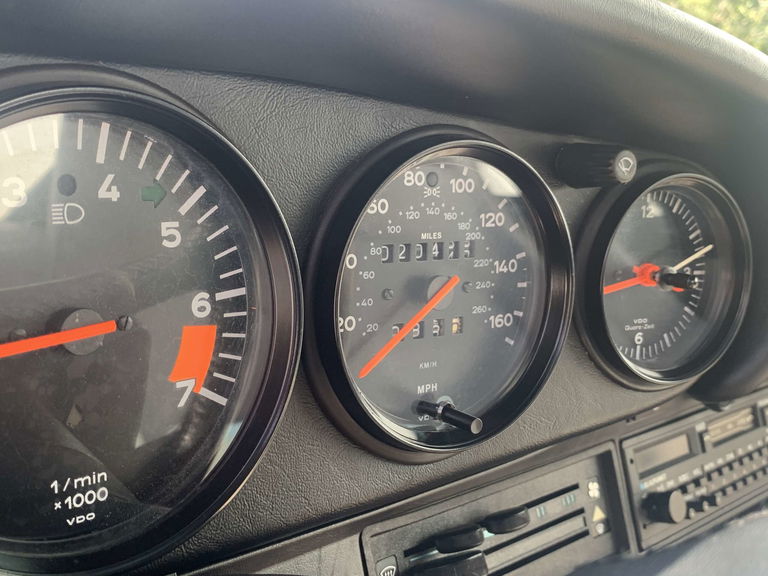 Porsche 911 Carrera 3.2