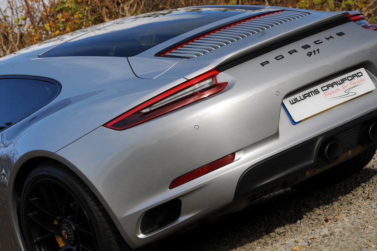 Porsche 991.2 Carrera GTS