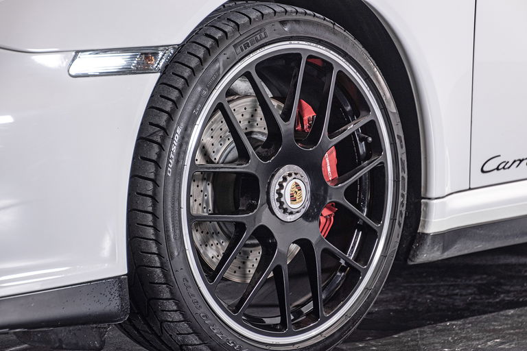 Porsche 997.2 Carrera GTS