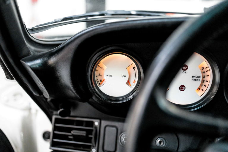 Porsche 911 Turbo 3.3 (US)