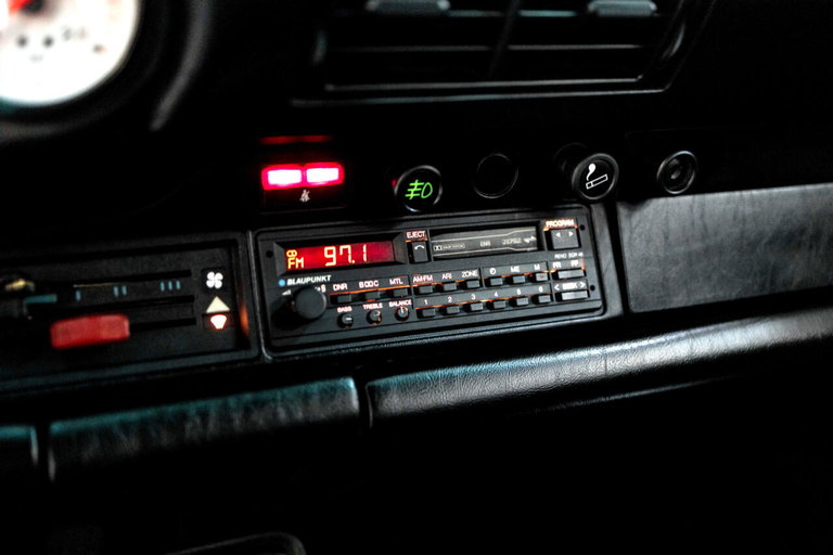 Porsche 911 Turbo 3.3 (US)