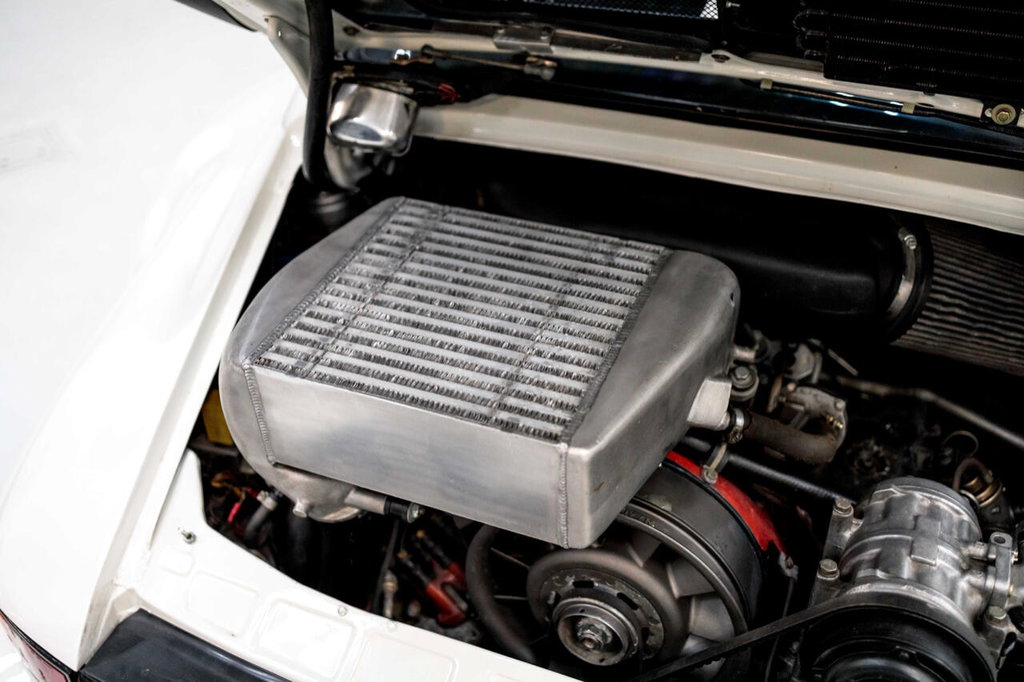 Porsche 911 Turbo 3.3 (US)