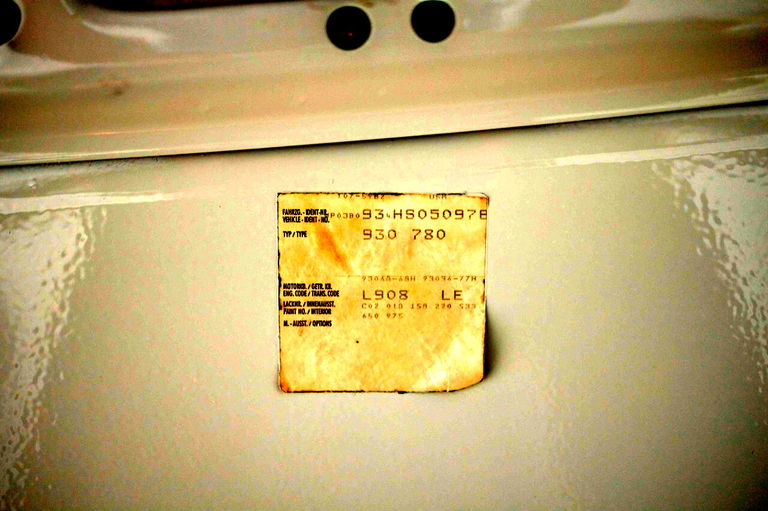 Porsche 911 Turbo 3.3 (US)