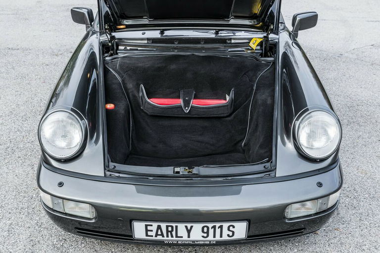 Porsche 964 Carrera 4