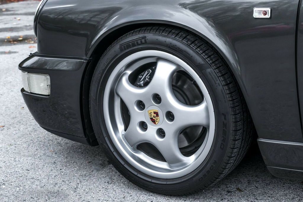 Porsche 964 Carrera 4