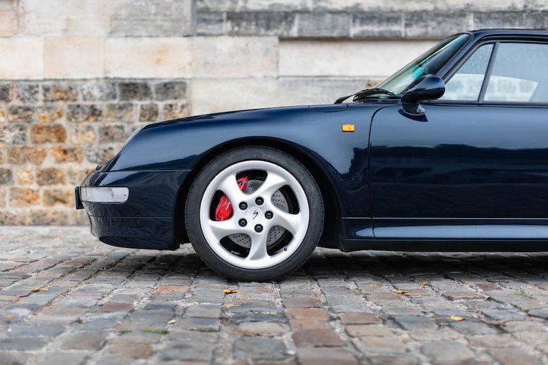 Porsche 993 Carrera 4S