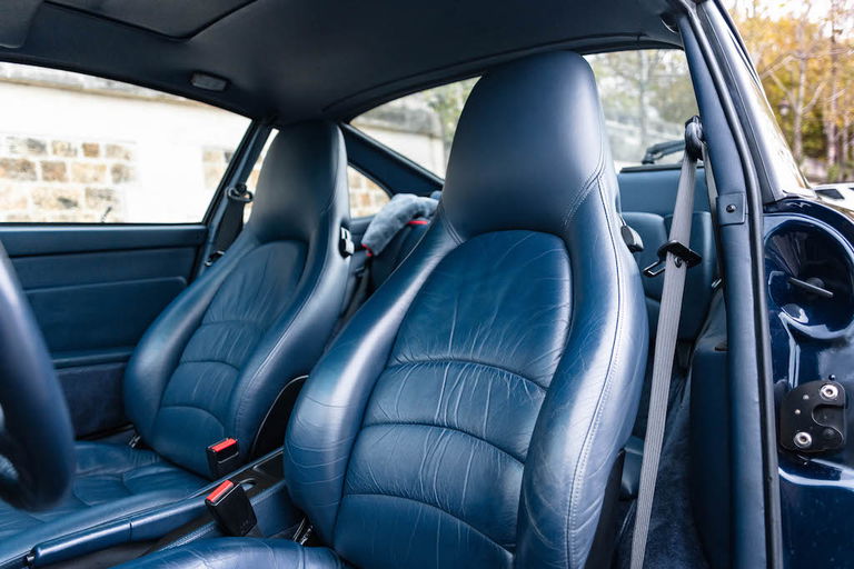 Porsche 993 Carrera 4S