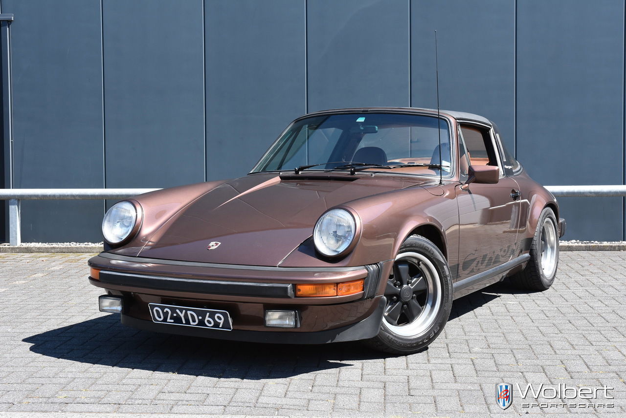 Porsche 911 Carrera