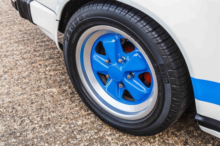 Porsche 911 Carrera 3.2