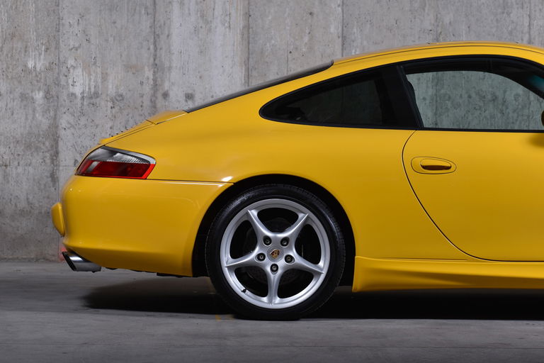 Porsche 996 Carrera