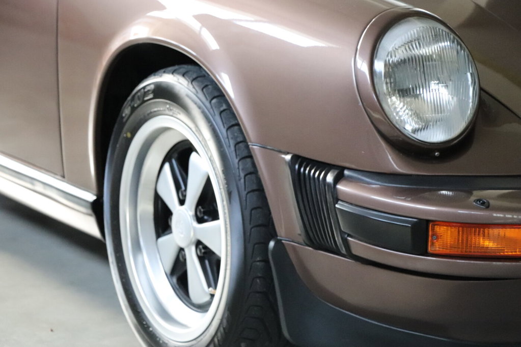 Porsche 911 SC
