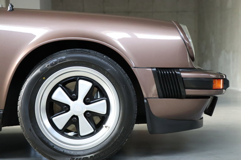 Porsche 911 SC