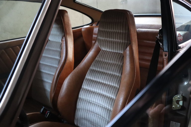 Porsche 911 SC